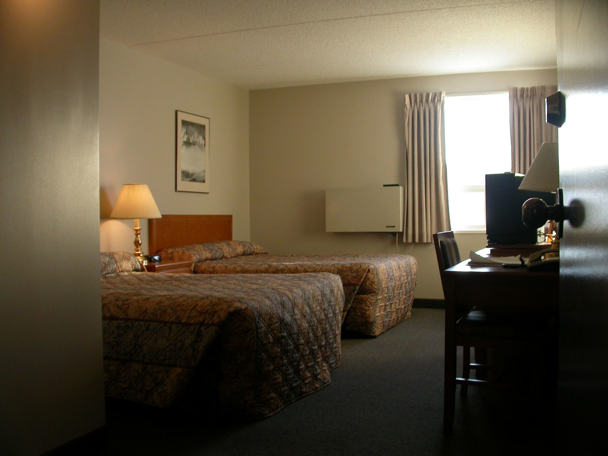 Heritage Inn Hotel & Convention Centre - Pincher Creek Esterno foto